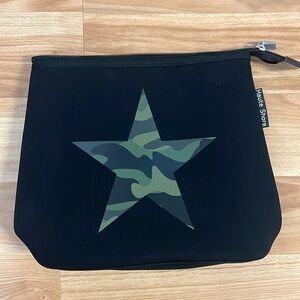 Haute Shore Pouch - Brand New Camouflage Star